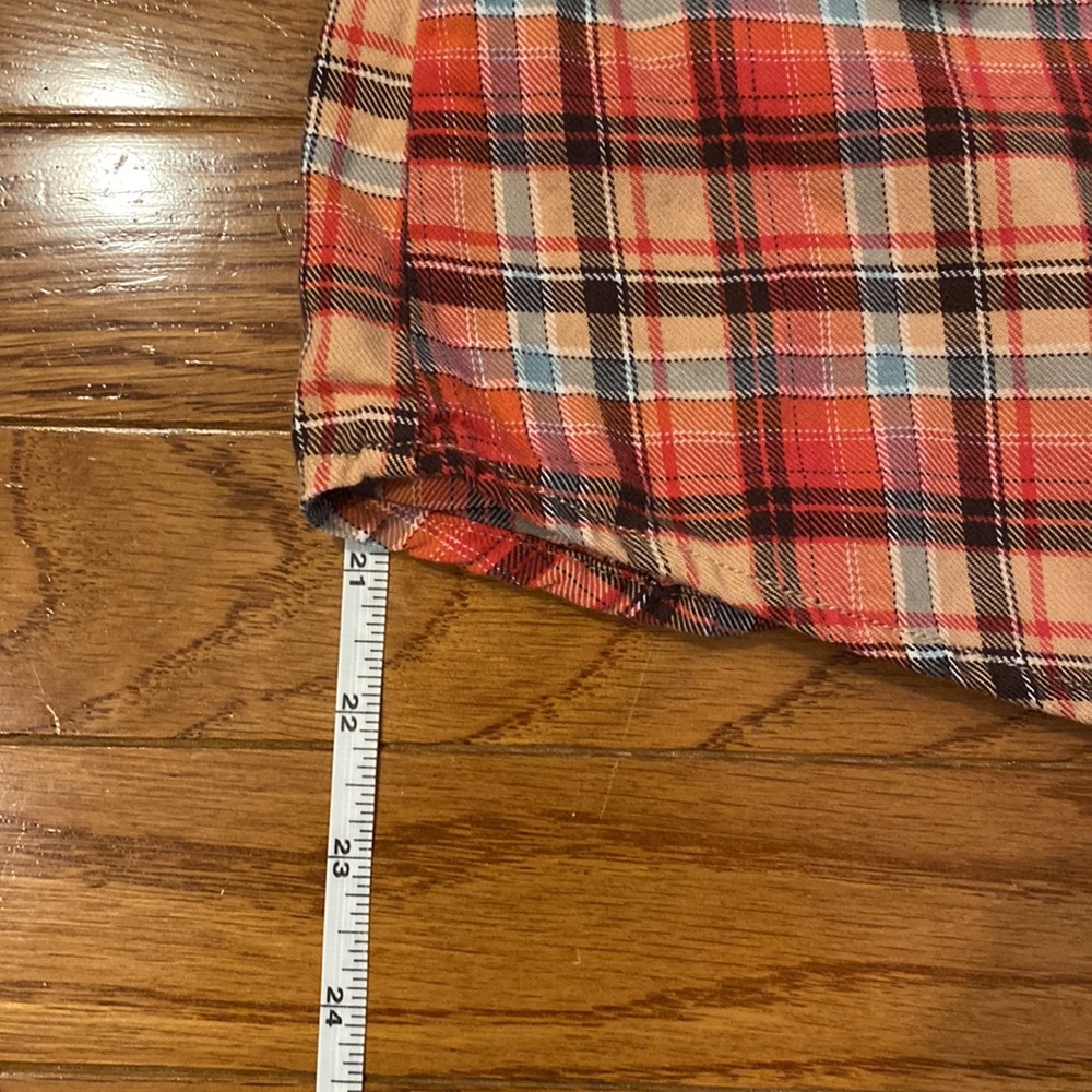 Plain button up - Picture 3 of 8